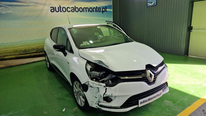 Renault Clio 0.9 - Auto Cabomonte Compra e Venda de Salvados